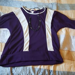 Top  never been worn